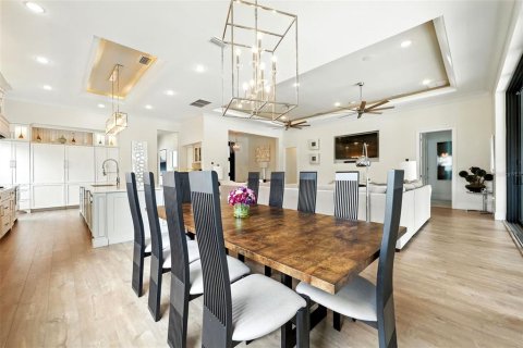 Casa en venta en Kissimmee, Florida, 7 dormitorios, 479 m2 № 1916977 - foto 14