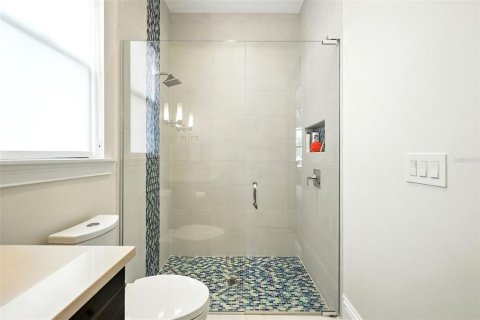 Casa en venta en Kissimmee, Florida, 7 dormitorios, 479 m2 № 1916977 - foto 27