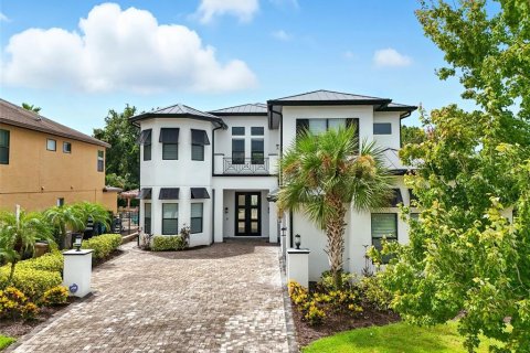 Casa en venta en Kissimmee, Florida, 7 dormitorios, 479 m2 № 1916977 - foto 2