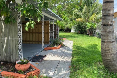 Casa en alquiler en Hollywood, Florida, 2 dormitorios, 73.49 m2 № 1939218 - foto 6