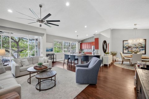 Condominio en venta en Coral Springs, Florida, 3 dormitorios, 171.87 m2 № 1895896 - foto 4