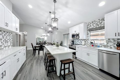 Casa en venta en Winter Springs, Florida, 3 dormitorios, 162.67 m2 № 1909606 - foto 10