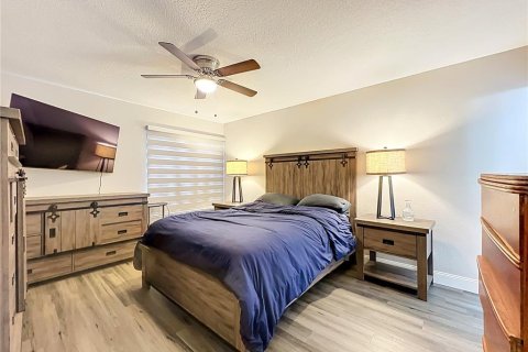 Casa en venta en Winter Springs, Florida, 3 dormitorios, 162.67 m2 № 1909606 - foto 18