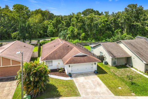 Casa en venta en Winter Springs, Florida, 3 dormitorios, 162.67 m2 № 1909606 - foto 2