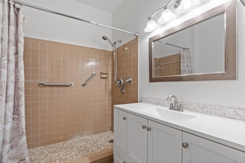 Touwnhouse à louer à Pembroke Pines, Floride: 2 chambres, 111.11 m2 № 1965542 - photo 16