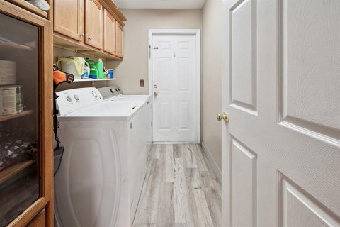 Casa en venta en Fort White, Florida, 3 dormitorios, 150.32 m2 № 1917788 - foto 19