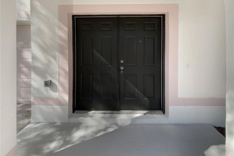 House in Orlando, Florida 4 bedrooms, 237.74 sq.m. № 1615124 - photo 12