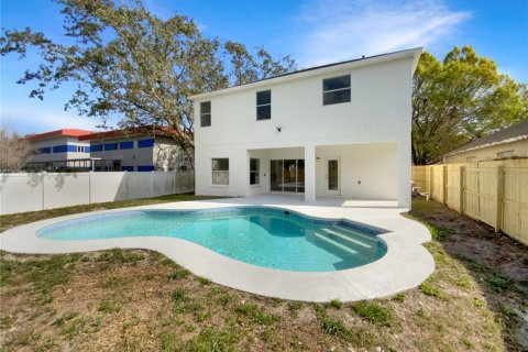 House in Orlando, Florida 4 bedrooms, 237.74 sq.m. № 1615124 - photo 8