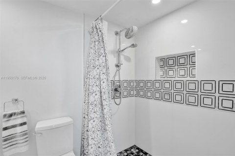 Condo in Dania Beach, Florida, 2 bedrooms  № 2153073 - photo 8