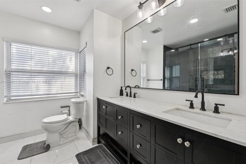 Casa en venta en Sunrise, Florida, 3 dormitorios, 137.87 m2 № 1895840 - foto 21