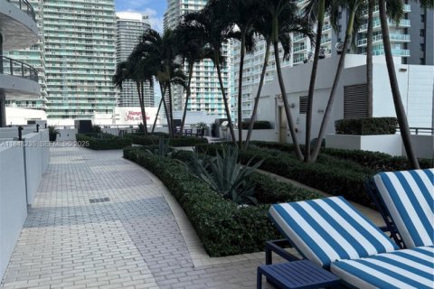 Снять в аренду кондоминиум в Майами, Флорида 2 спальни, 106.65м2, № 1848894 - фото 26
