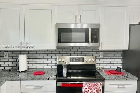 Condo in Lauderhill, Florida, 2 bedrooms  № 1692679 - photo 10