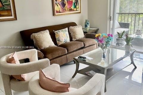 Condo in Lauderhill, Florida, 2 bedrooms  № 1692679 - photo 24