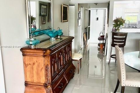 Condo in Lauderhill, Florida, 2 bedrooms  № 1692679 - photo 8