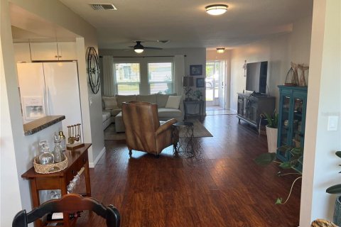 Villa ou maison à vendre à Englewood, Floride: 2 chambres, 121.33 m2 № 2233520 - photo 5