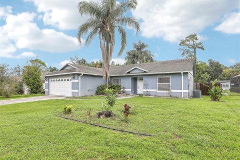 Villa ou maison à Orlando, Floride 4 chambres, 154.4 m2 № 2416829
