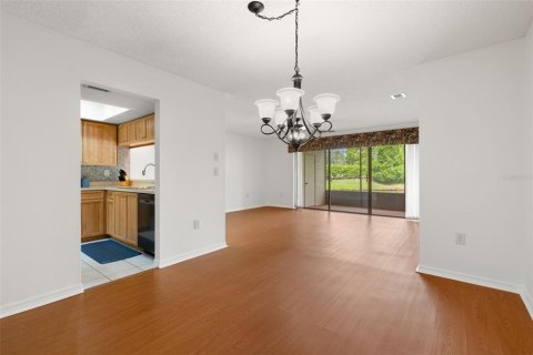 Condo in Palm Harbor, Florida, 3 bedrooms  № 2334016 - photo 14