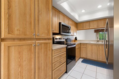 Condo in Palm Harbor, Florida, 3 bedrooms  № 2334016 - photo 9
