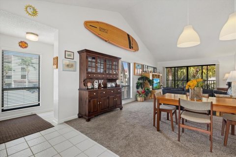 Condo in Sarasota, Florida, 2 bedrooms  № 1679421 - photo 4