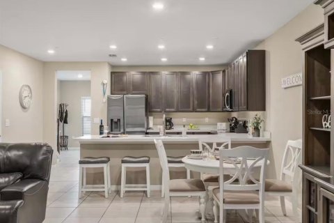 Townhouse in Kissimmee, Florida 3 bedrooms, 163.69 sq.m. № 2379760 - photo 5
