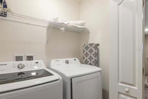 Townhouse in Kissimmee, Florida 3 bedrooms, 163.69 sq.m. № 2379760 - photo 18