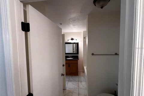 Condominio en alquiler en Orlando, Florida, 2 dormitorios, 94.85 m2 № 2147681 - foto 26