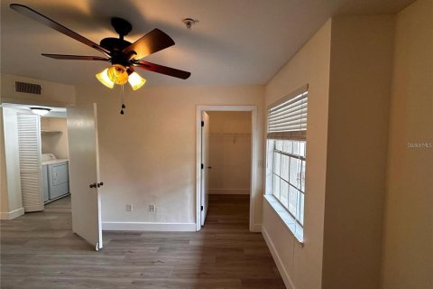 Condominio en alquiler en Orlando, Florida, 2 dormitorios, 94.85 m2 № 2147681 - foto 16