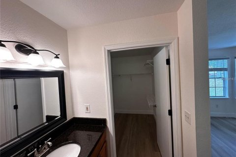 Condominio en alquiler en Orlando, Florida, 2 dormitorios, 94.85 m2 № 2147681 - foto 25