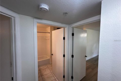 Condominio en alquiler en Orlando, Florida, 2 dormitorios, 94.85 m2 № 2147681 - foto 19