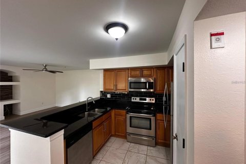 Condominio en alquiler en Orlando, Florida, 2 dormitorios, 94.85 m2 № 2147681 - foto 11