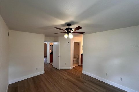 Condominio en alquiler en Orlando, Florida, 2 dormitorios, 94.85 m2 № 2147681 - foto 21