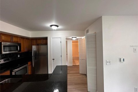 Condominio en alquiler en Orlando, Florida, 2 dormitorios, 94.85 m2 № 2147681 - foto 10