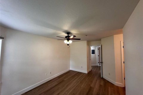 Condominio en alquiler en Orlando, Florida, 2 dormitorios, 94.85 m2 № 2147681 - foto 23