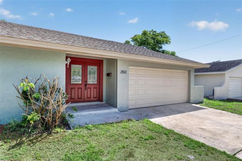 Villa ou maison à Fern Park, Floride 4 chambres, 167.87 m2 № 2100576