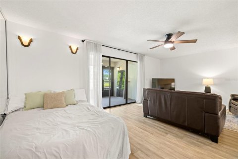Condo in Tampa, Florida, 4 rooms  № 1626269 - photo 22