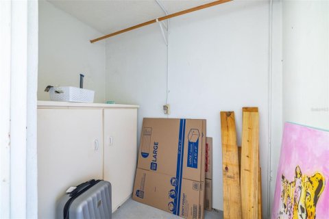 Condo in Tampa, Florida, 4 rooms  № 1626269 - photo 28