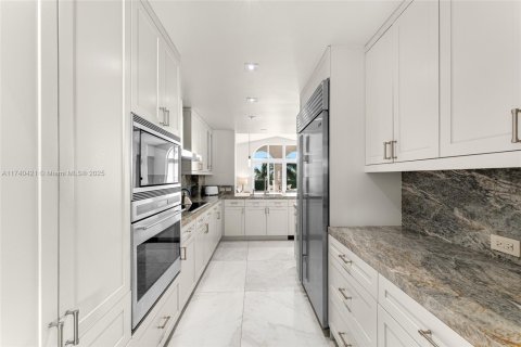 Copropriété à vendre à Miami Beach, Floride: 2 chambres, 177.63 m2 № 1859992 - photo 5