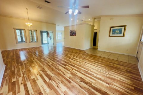 House in Ocala, Florida 3 bedrooms, 178.74 sq.m. № 1724112 - photo 6