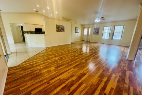 House in Ocala, Florida 3 bedrooms, 178.74 sq.m. № 1724112 - photo 8
