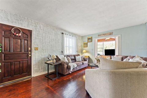 House in Jacksonville, Florida 4 bedrooms, 129.97 sq.m. № 1632412 - photo 7