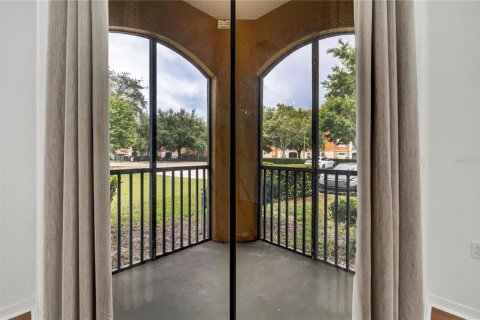 Condo in Orlando, Florida, 1 bedroom  № 2267328 - photo 14