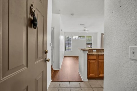 Condo in Orlando, Florida, 1 bedroom  № 2267328 - photo 8