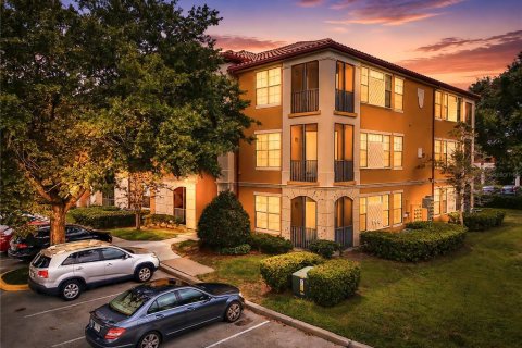 Condo in Orlando, Florida, 1 bedroom  № 2267328 - photo 3