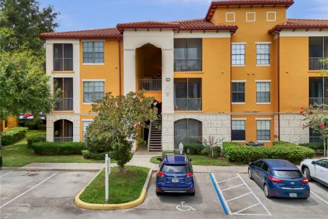 Condo in Orlando, Florida, 1 bedroom  № 2267328 - photo 7