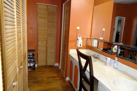 Touwnhouse à vendre à Davie, Floride: 4 chambres, 157 m2 № 1790243 - photo 26