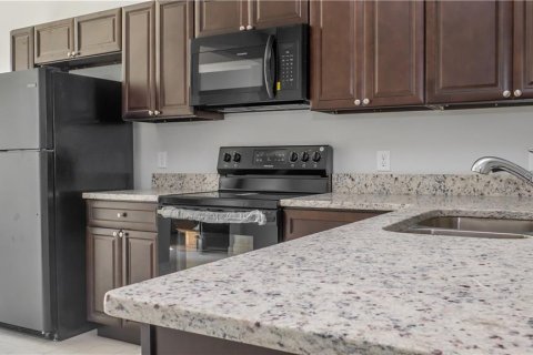 Apartment in Kissimmee, Florida 3 bedrooms, 111.48 sq.m. № 2228513 - photo 2
