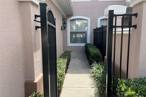 Villa ou maison à vendre à Clearwater, Floride: 2 chambres, 152.17 m2 № 2410674 - photo 3