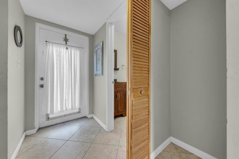 Купить кондоминиум в Санрайз, Флорида 4 комнаты, 69.68м2, № 2146351 - фото 17