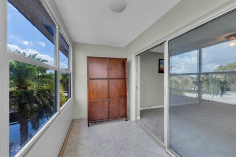 Купить кондоминиум в Санрайз, Флорида 4 комнаты, 69.68м2, № 2146351 - фото 11