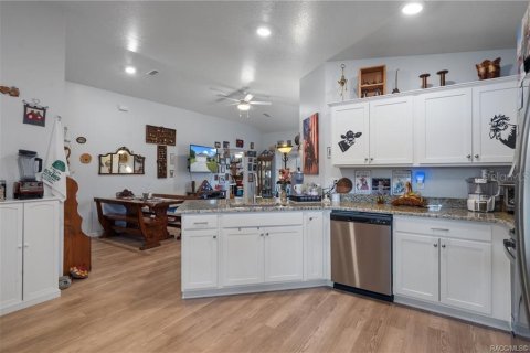 Villa ou maison à vendre à Floral City, Floride: 3 chambres, 117.06 m2 № 1639764 - photo 6